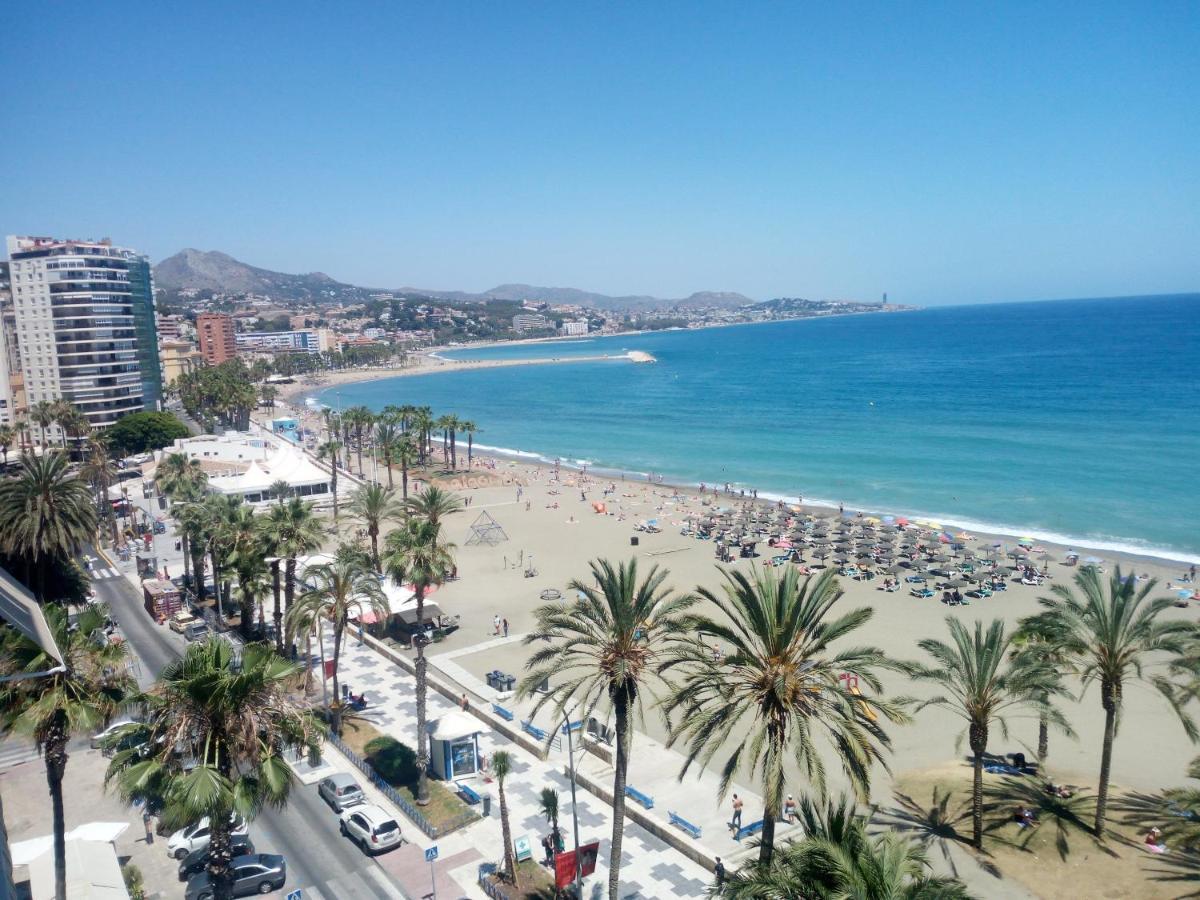 Malagueta Playa Azul Mediterraneo Malaga Luaran gambar